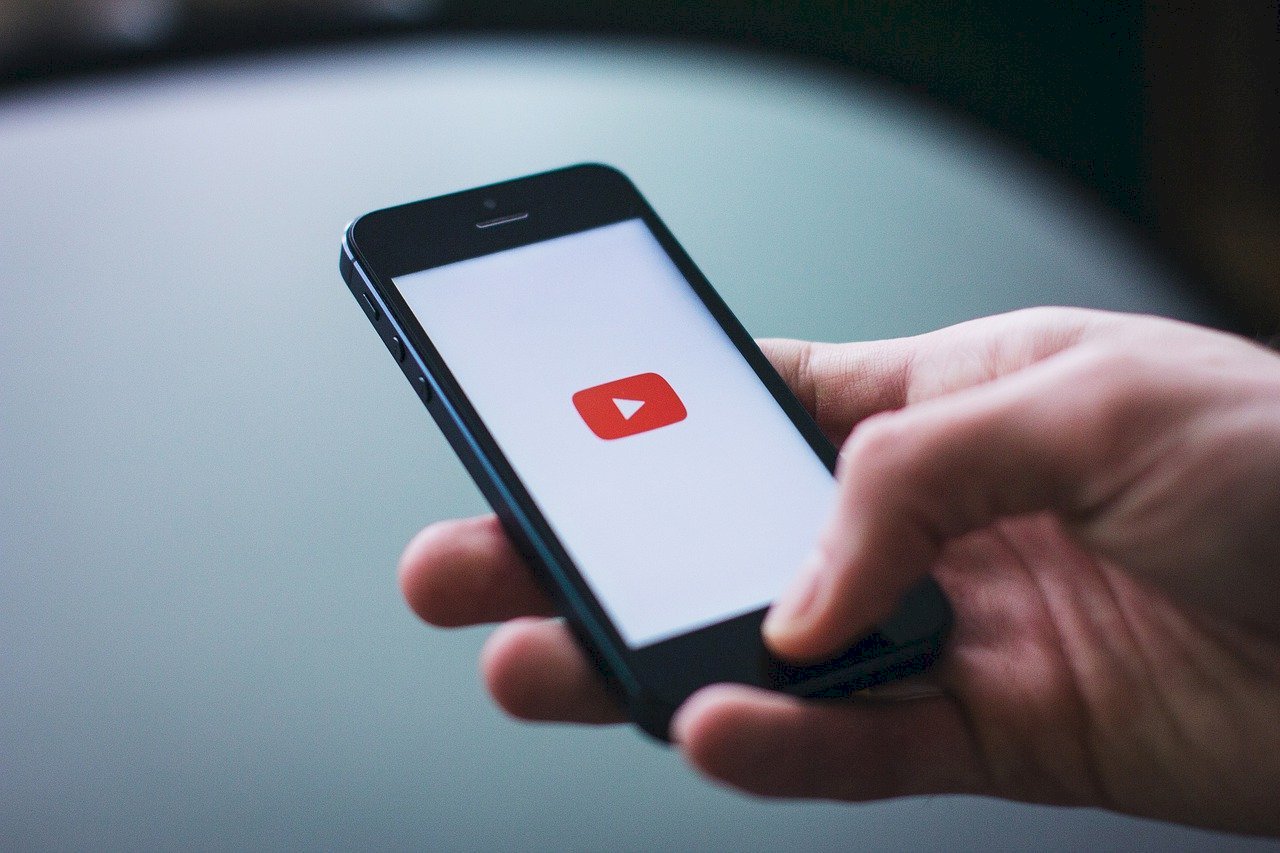 YouTube放寬營利資格 短影音創作者明年可獲廣告分潤