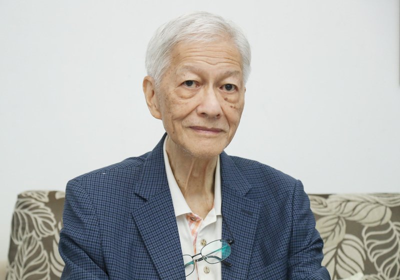 香港作家李怡在台北逝世、習近平重視祭典嗎、海外華人集會抗議國殤日與兩岸四地防疫旅館的比較