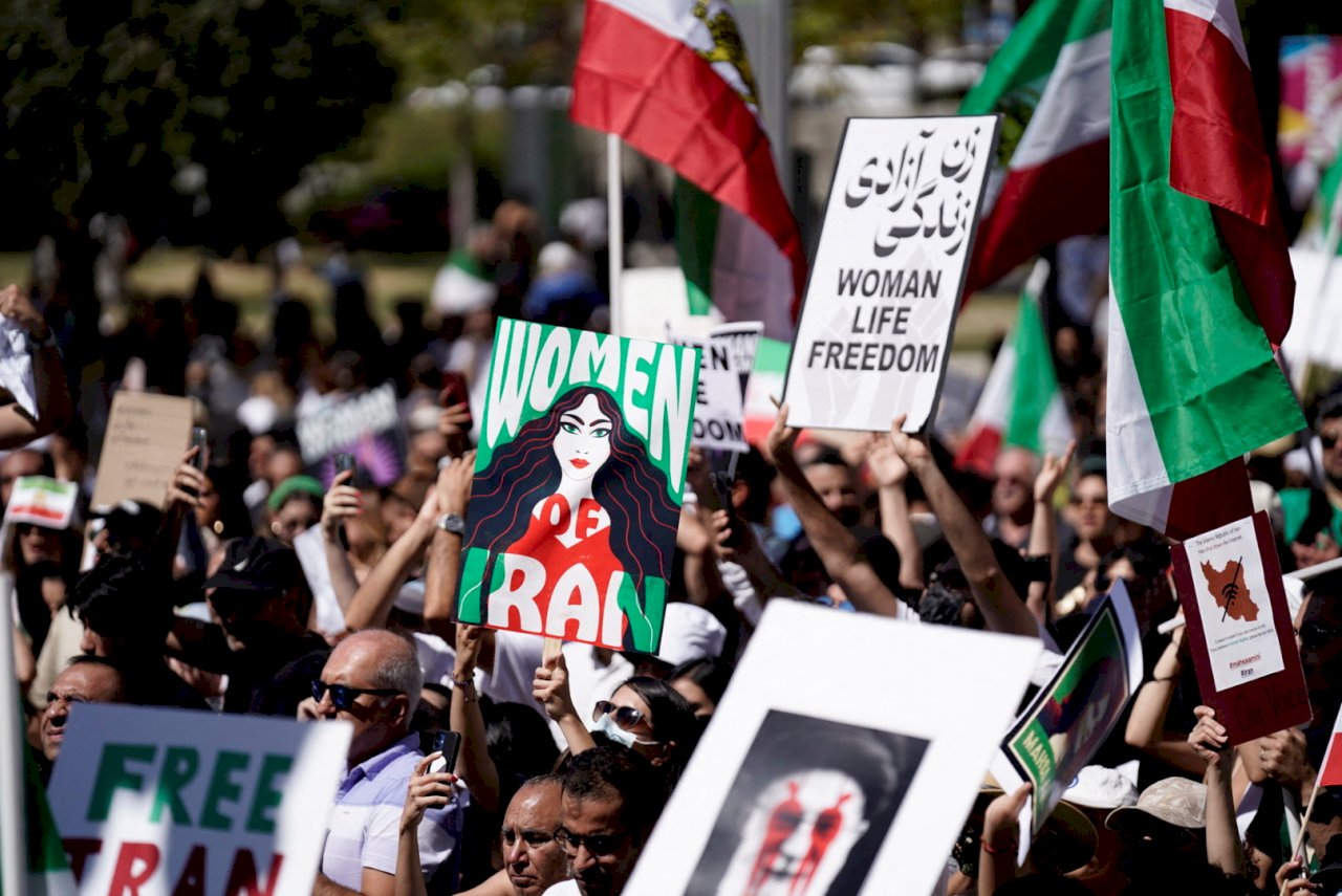 拜登支持伊朗抗議 德黑蘭斥責干涉國家事務