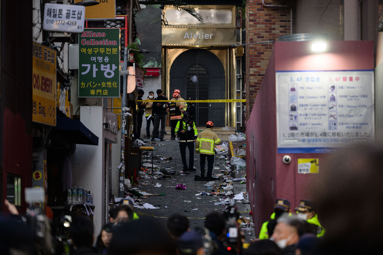 韓國梨泰院踩踏意外釀149死 斜坡地形加推擠釀禍