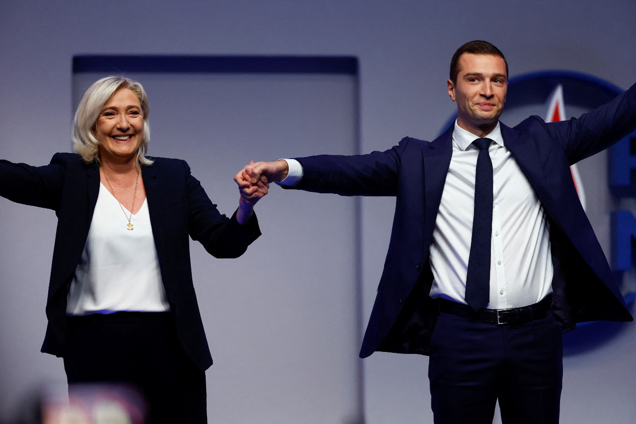 法國極右國民聯盟新任黨主席：27歲巴德拉