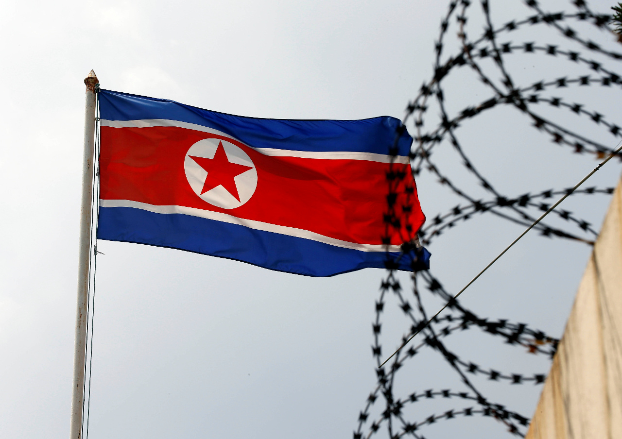 警告對美日韓「更猛烈」軍事回應 北韓再射飛彈