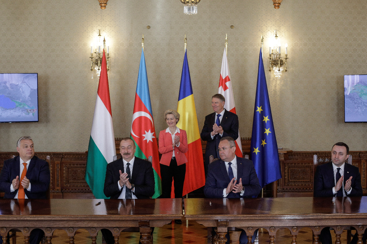 4國領袖簽協議 將亞塞拜然能源引進歐洲