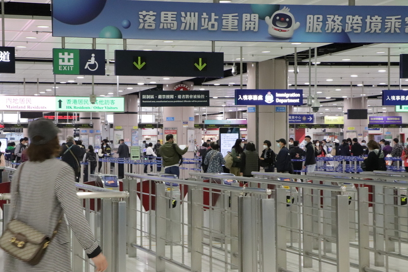 中國宣布2/6全面恢復港澳跨境旅遊