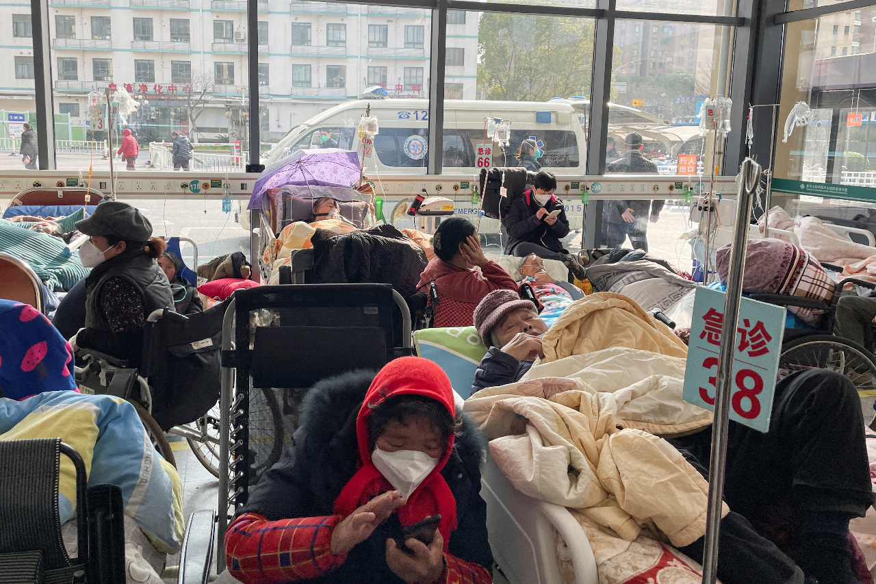 世衛：中國一週住院人數大增70% 創疫情爆發來最高峰