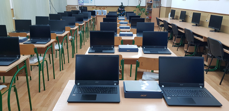 數位部攜手宏碁  助烏克蘭重建教學環境