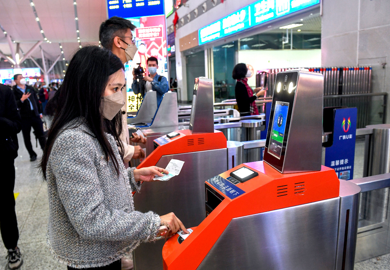 抹去地位加監控？港深廣高鐵購票HK改XG 驗票採人臉辨識核對身分