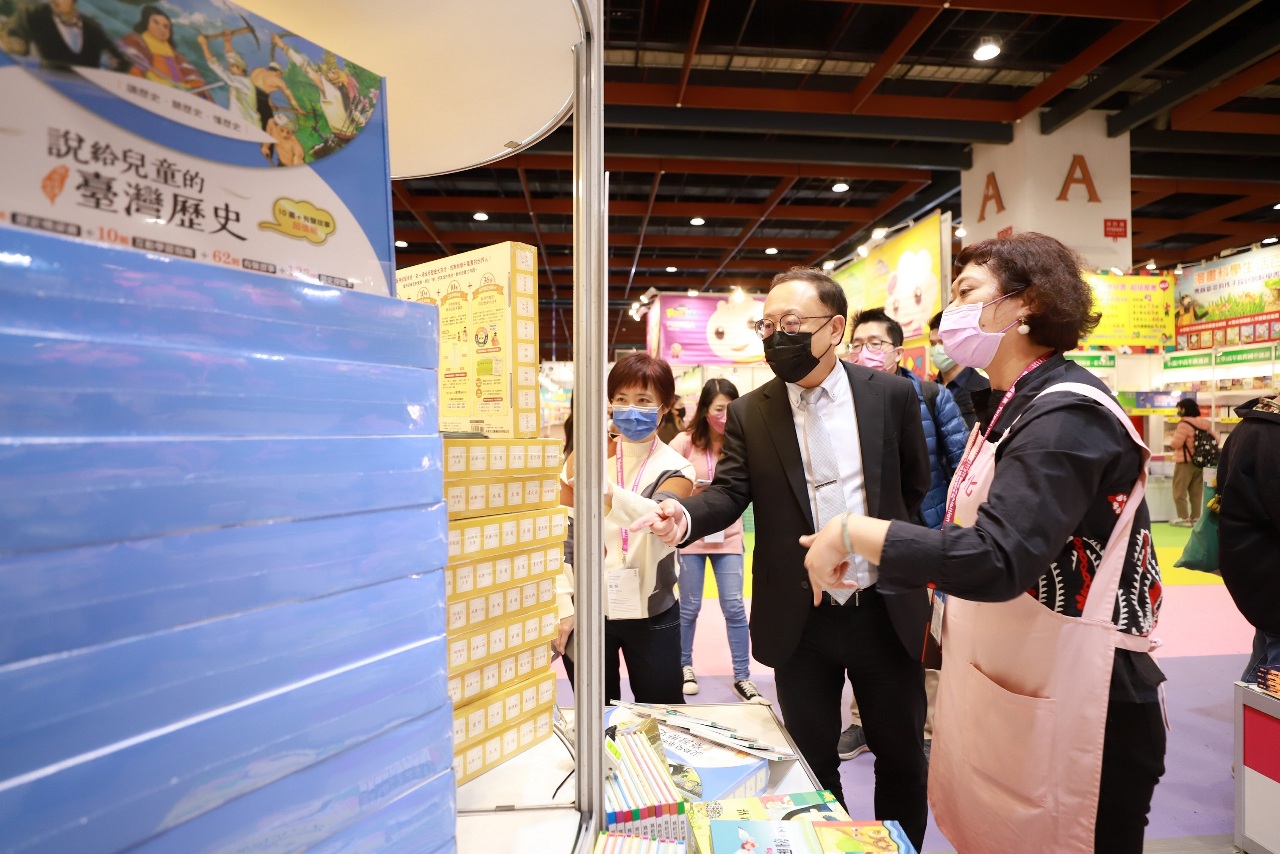 史哲再訪台北國際書展 鼓勵恢復正常文化生活