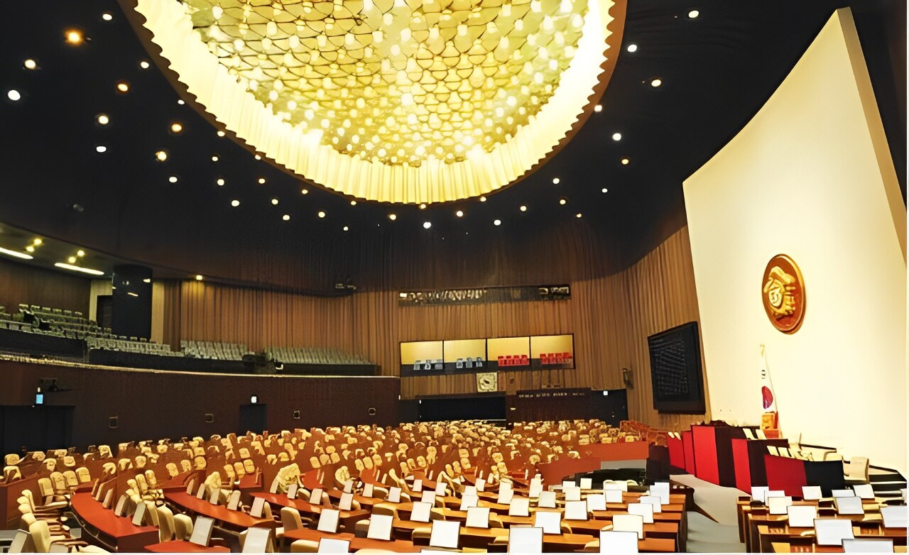 為梨泰院悲劇負責 南韓國會通過彈劾內政部長投票