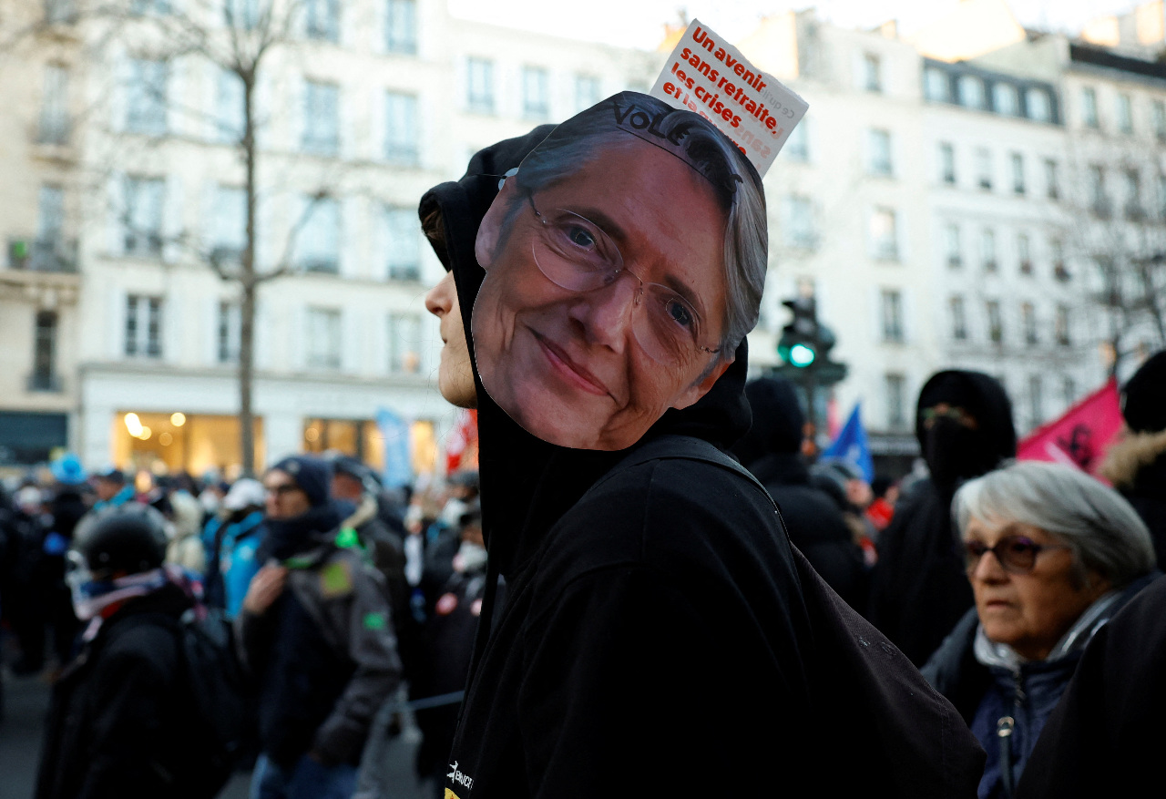 法國勞工反年改再上街 全國料250場抗議活動