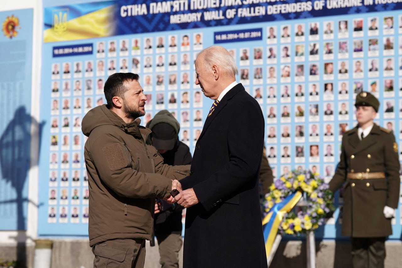 拜登突訪基輔 宣布對烏克蘭更多軍事援助