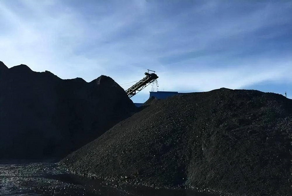 中國內蒙煤礦場崩塌 釀至少4死6傷、49人失蹤