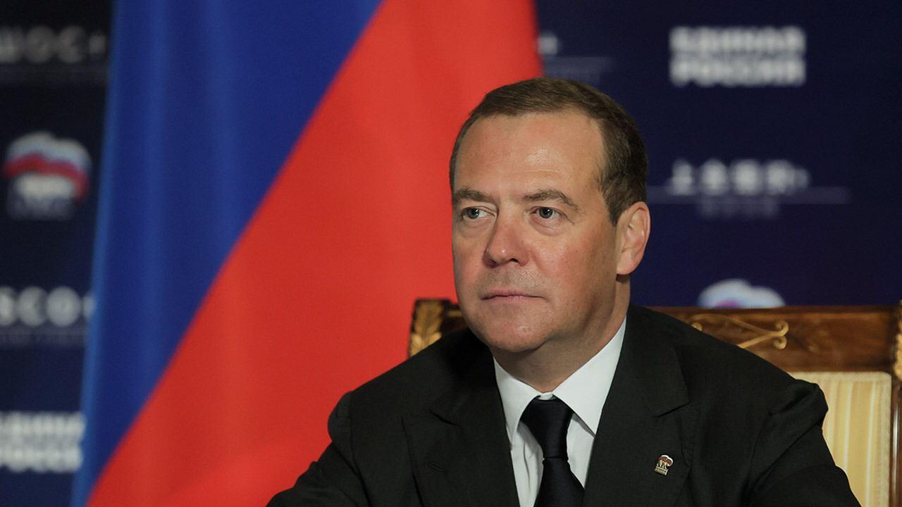 俄前總統：俄擬在烏克蘭設立非軍事化緩衝區