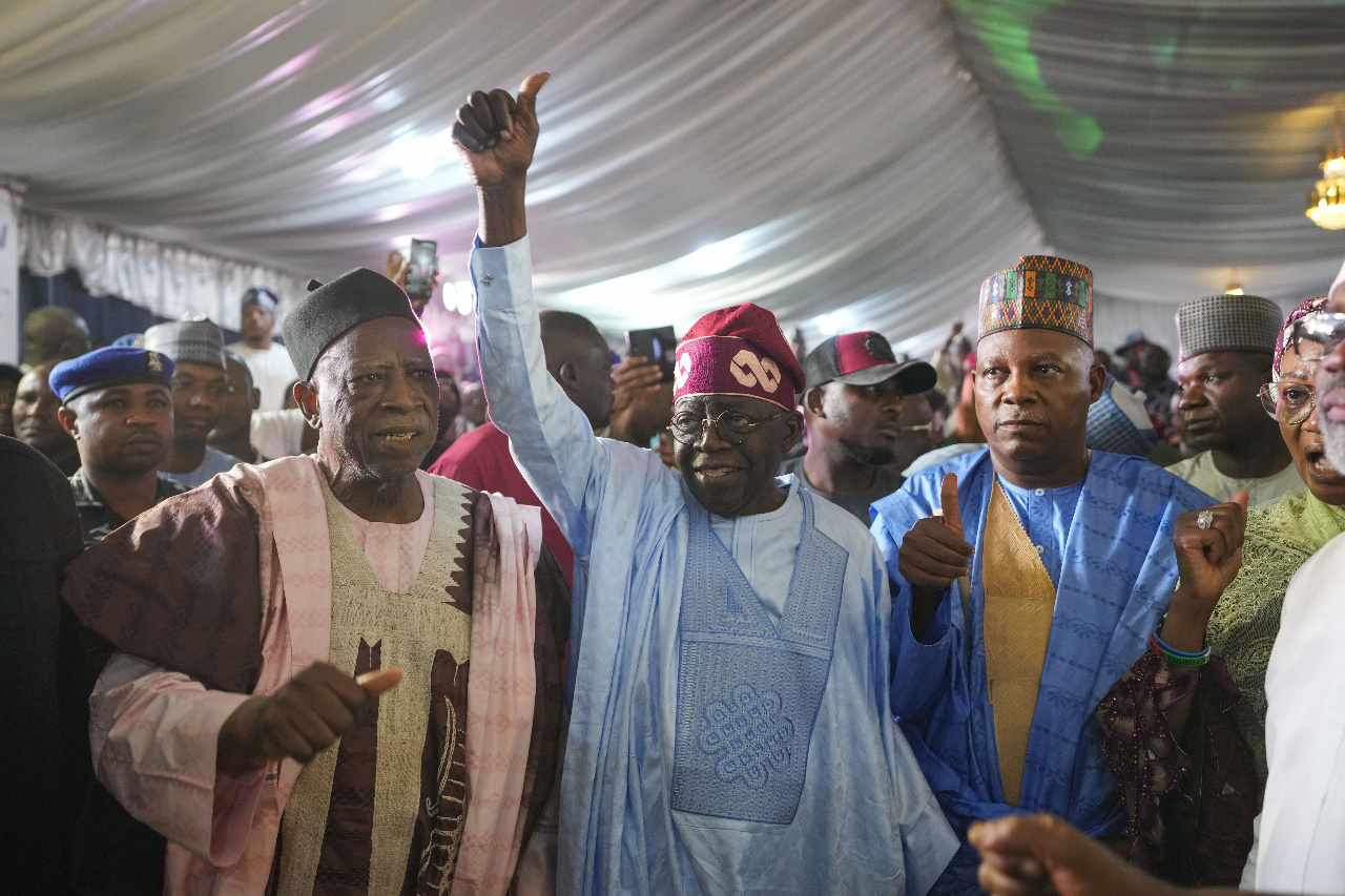 奈及利亞總統大選 執政黨候選人提努布勝出
