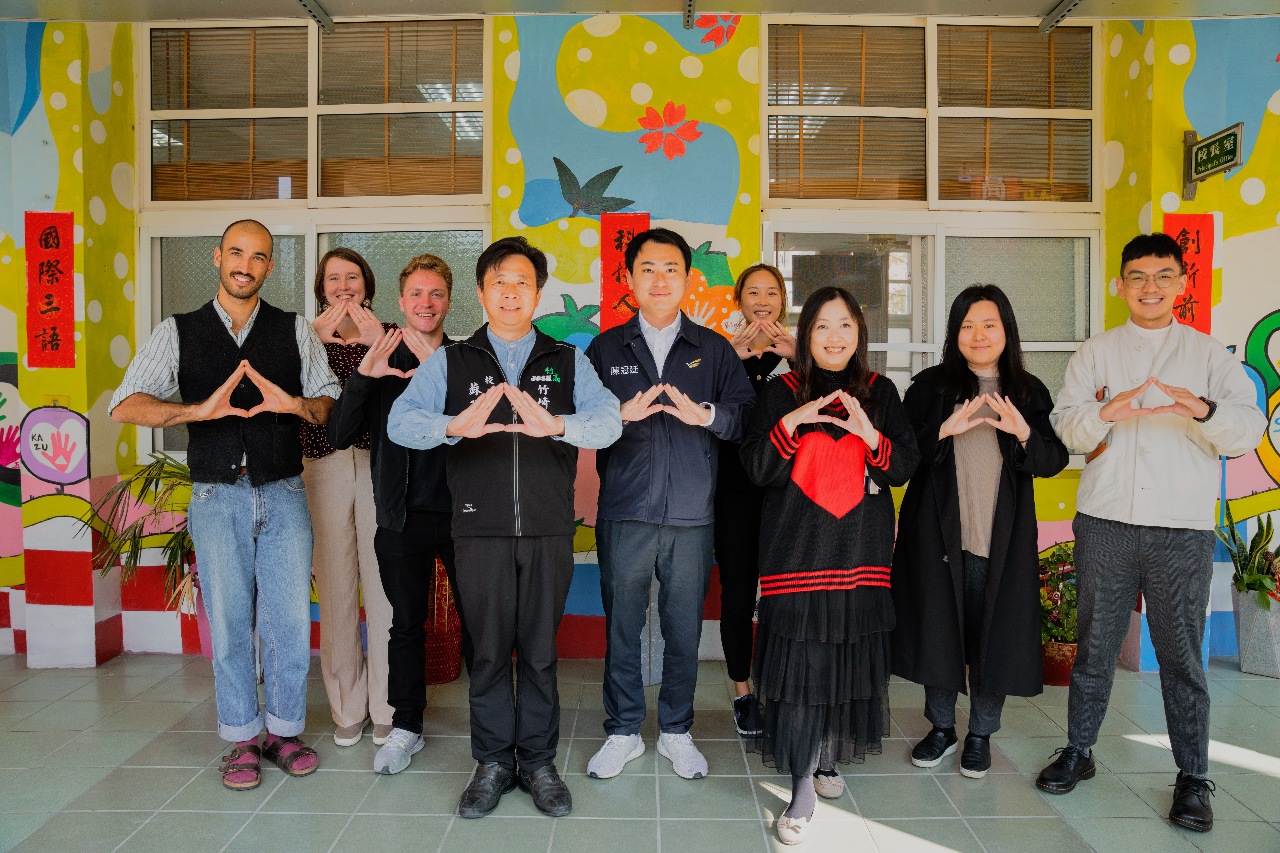 帶孩子們看到國際 台灣世代教育智庫攜手竹崎高中舉辦特色課程