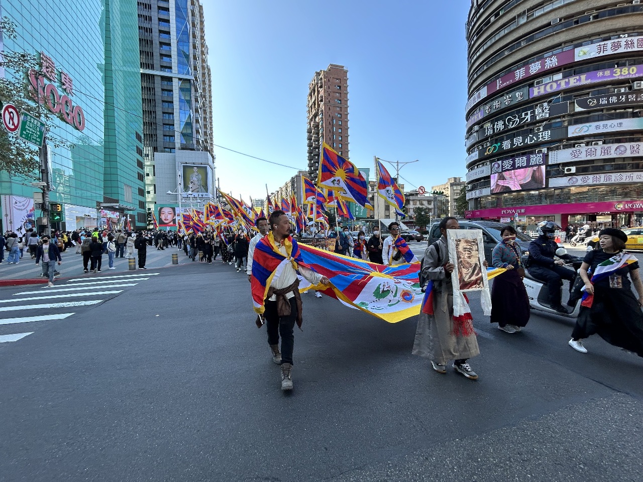 西藏抗暴日64週年大遊行 盼受中國迫害的人民齊爭取自由民主