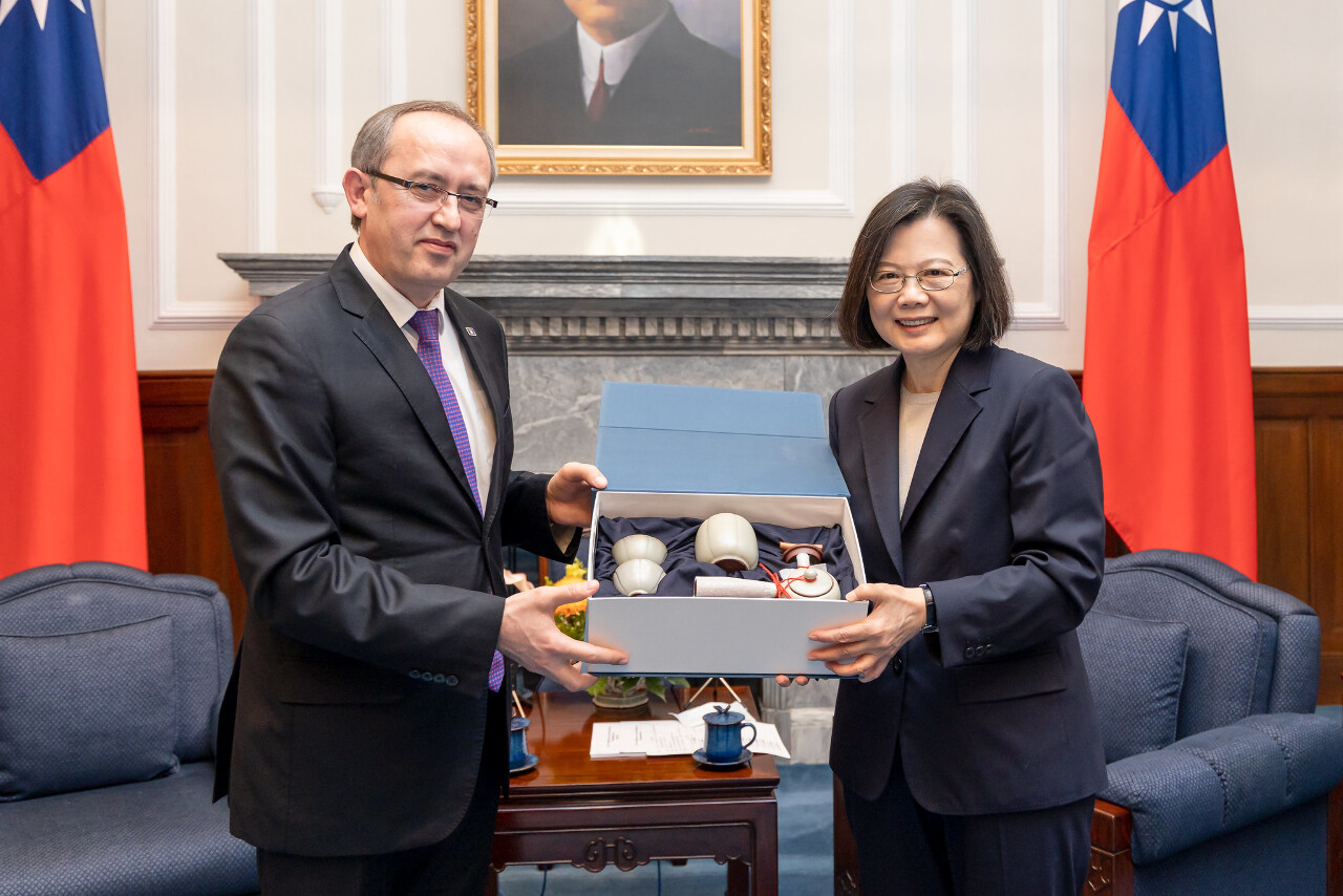 科索沃國會議員訪台 總統：台灣與巴爾幹深化交流起點