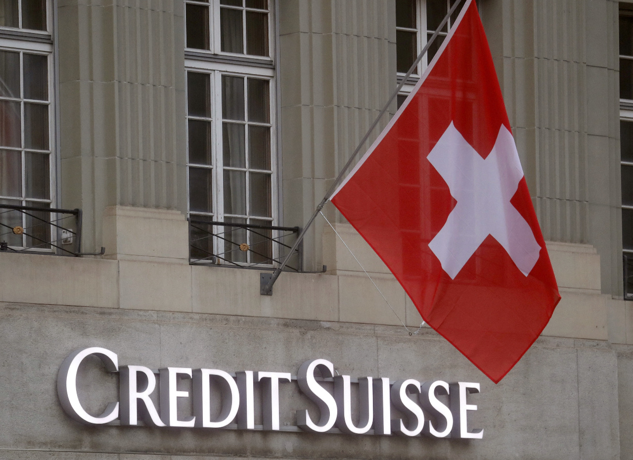 瑞士信貸股價重挫 穩定民心將向瑞士央行借款
