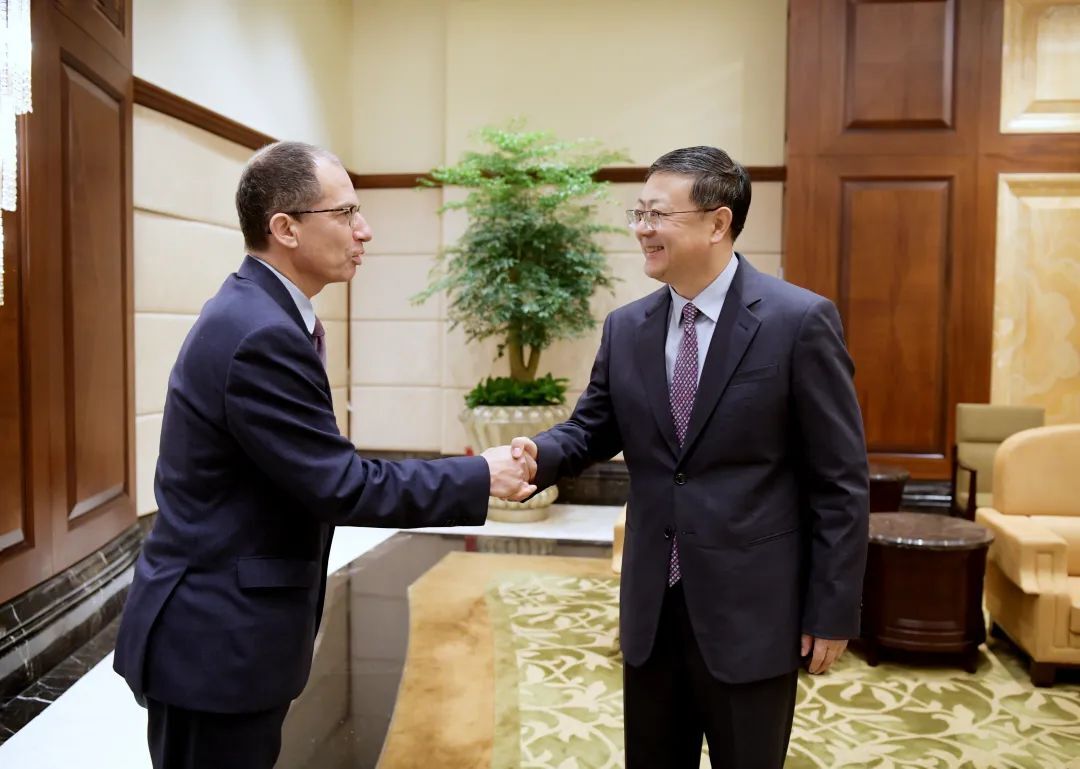 莫德納CEO訪上海見陳吉寧 表態加速在滬投資