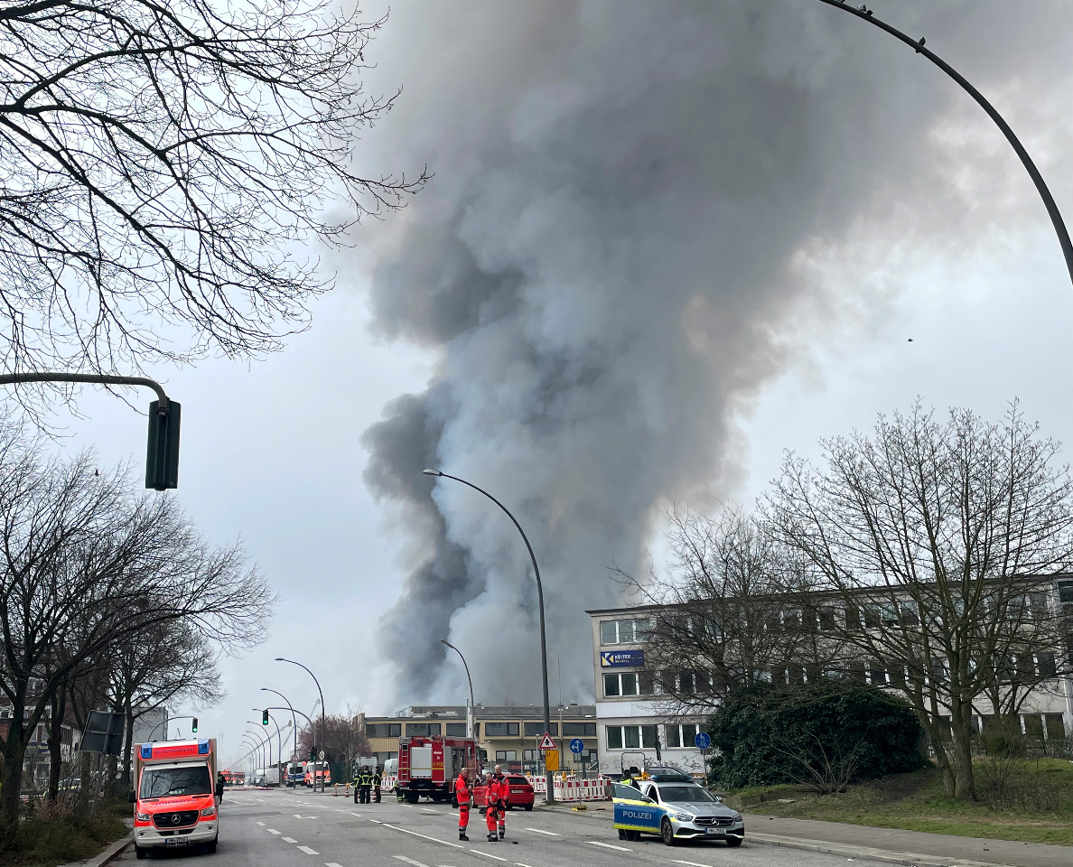 漢堡市郊大火 警方：空氣可能存在有毒物質