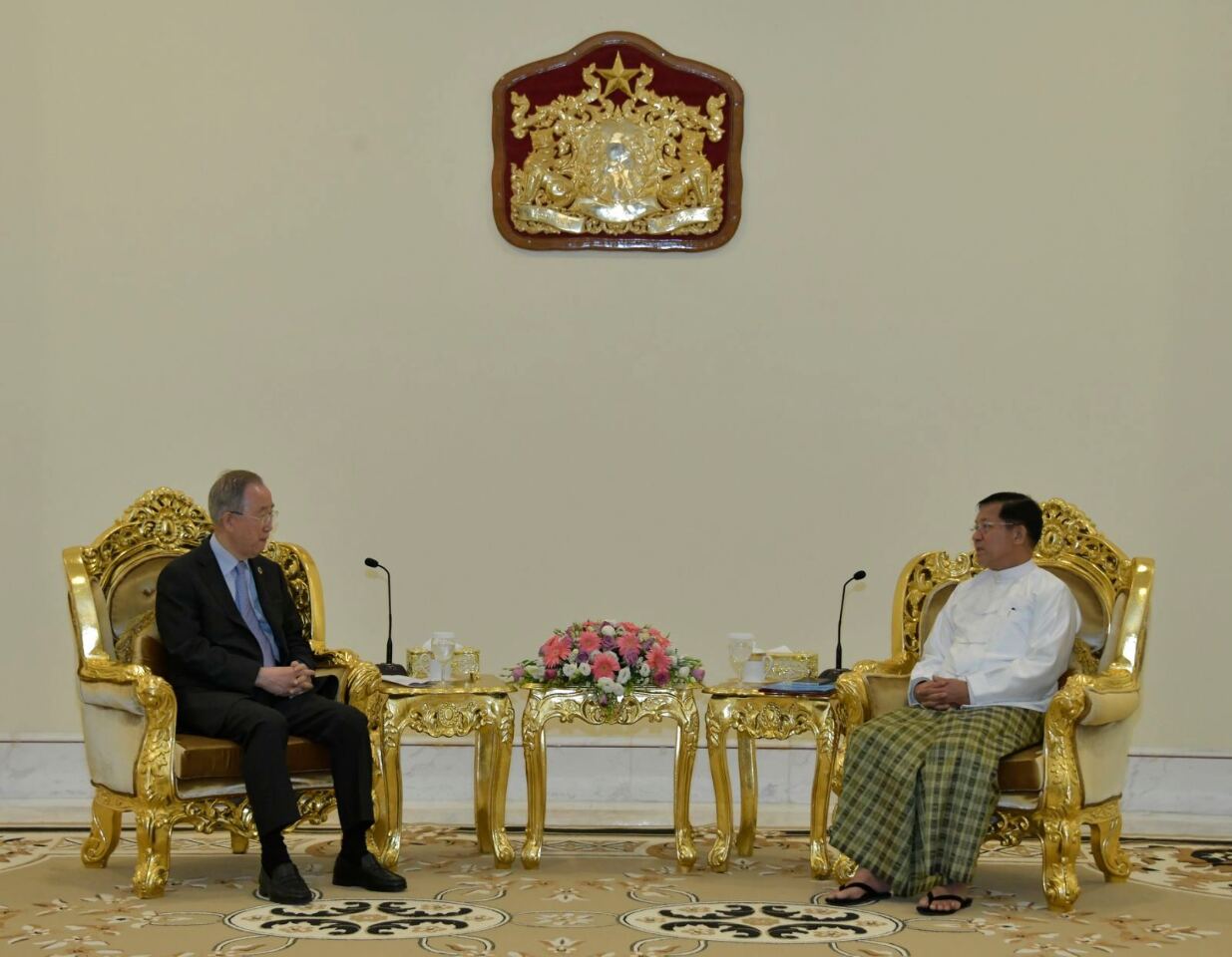 前聯合國秘書長潘基文會見緬甸軍政府領袖