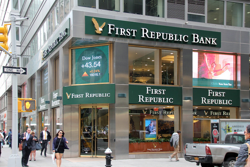 又一美銀行倒閉 政府接管加州第一共和銀行