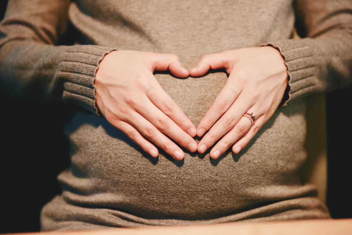 人工生殖法草案預告 納同婚單身 代孕無償一次為限