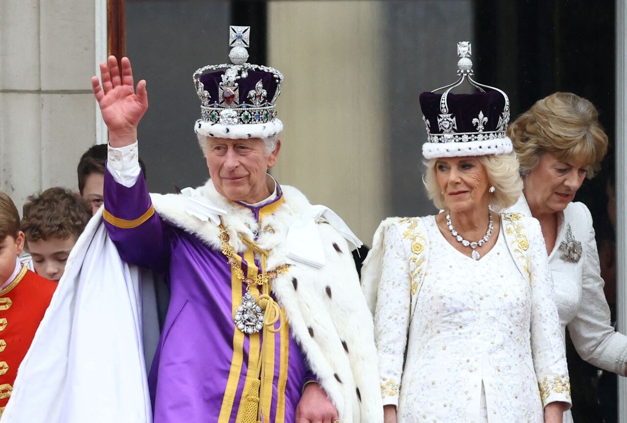 拜登與歐盟執委會主席祝賀英王與王后加冕