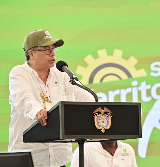哥倫比亞總統敦促叛亂游擊隊同意區域停火協議