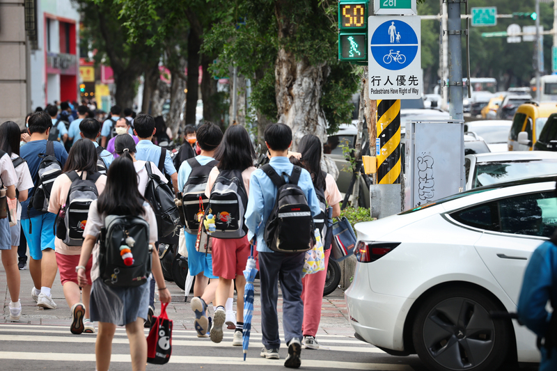 參考日本 行政院提道路交通安全基本法草案