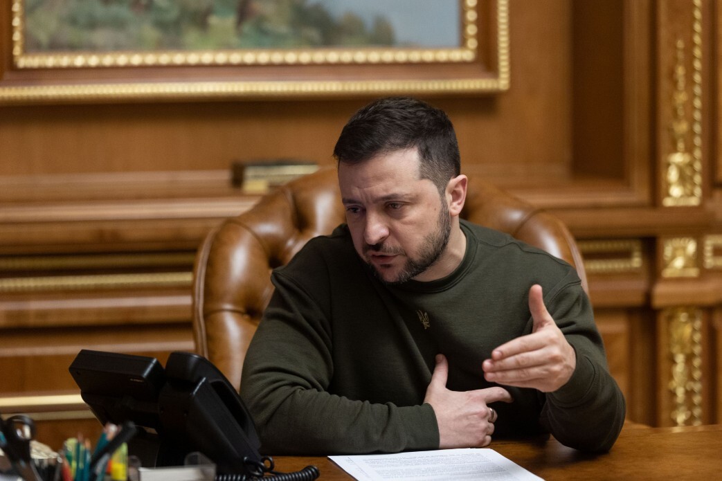 援助烏克蘭法案卡關 澤倫斯基和美眾院議長通話