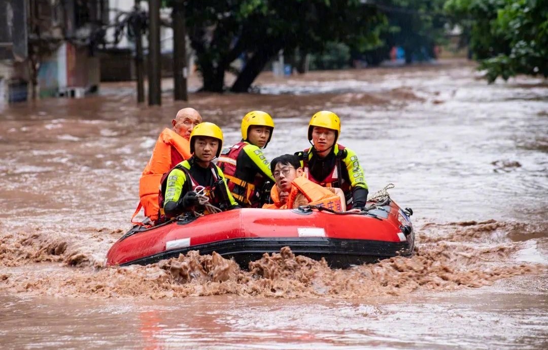 中國西南方遭暴雨侵襲 重慶至少15死