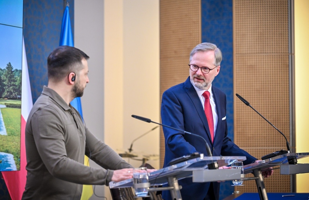 捷克總理：烏克蘭的未來在歐盟、北約