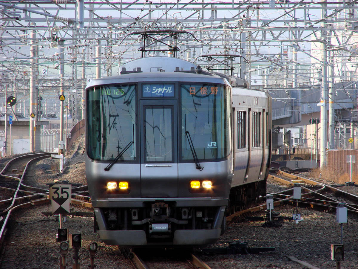 日本JR列車持刀襲擊事件3人受傷 兇嫌被逮