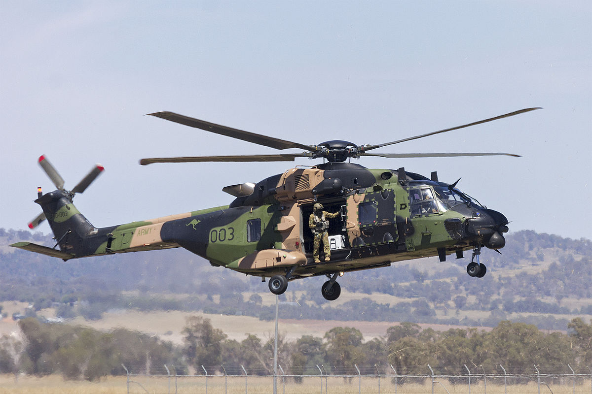 太攀蛇直升機墜海發現殘骸 澳軍方對人員生還不抱希望
