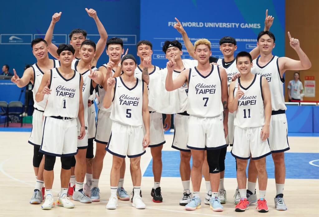 世大運中國男籃輸台灣 陸球迷反應兩極