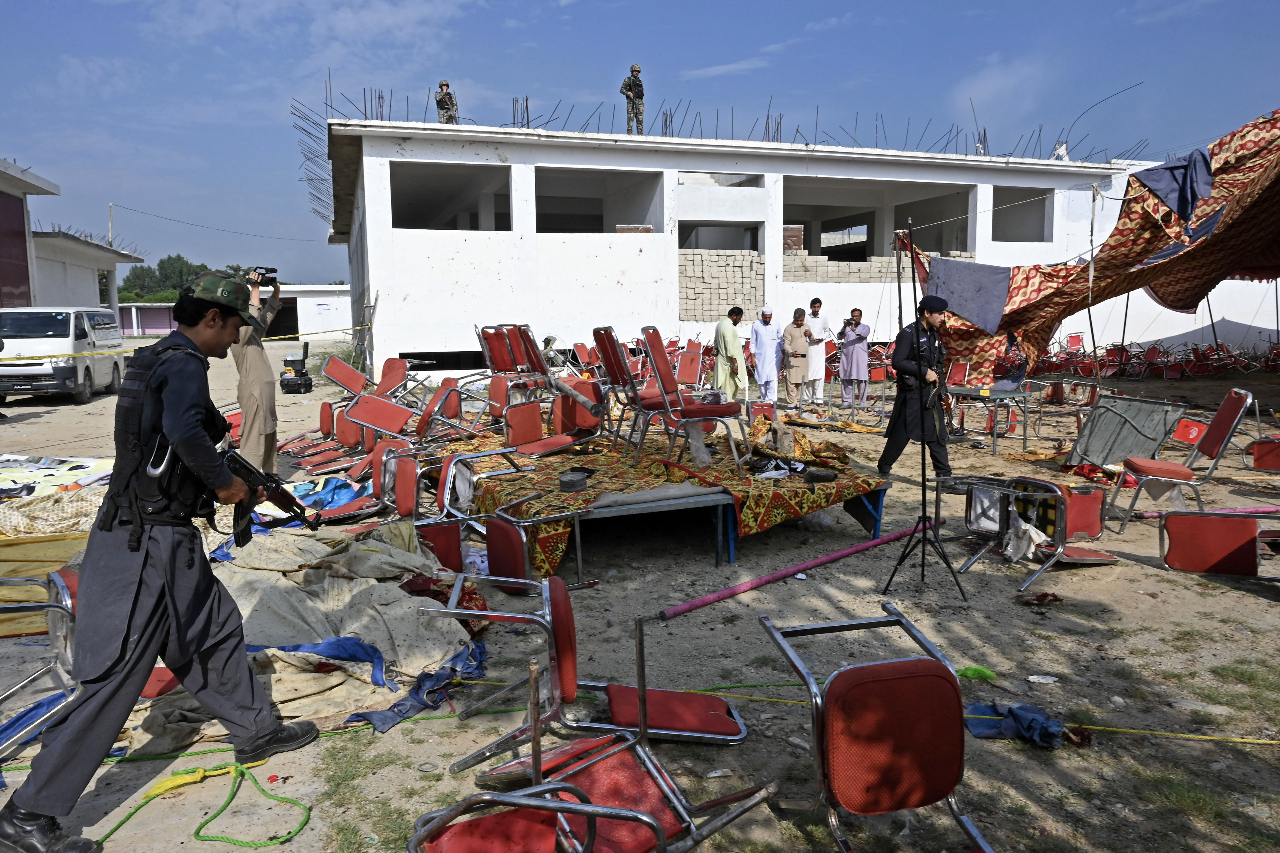 巴基斯坦炸彈攻擊至少54死 伊斯蘭國宣稱犯案