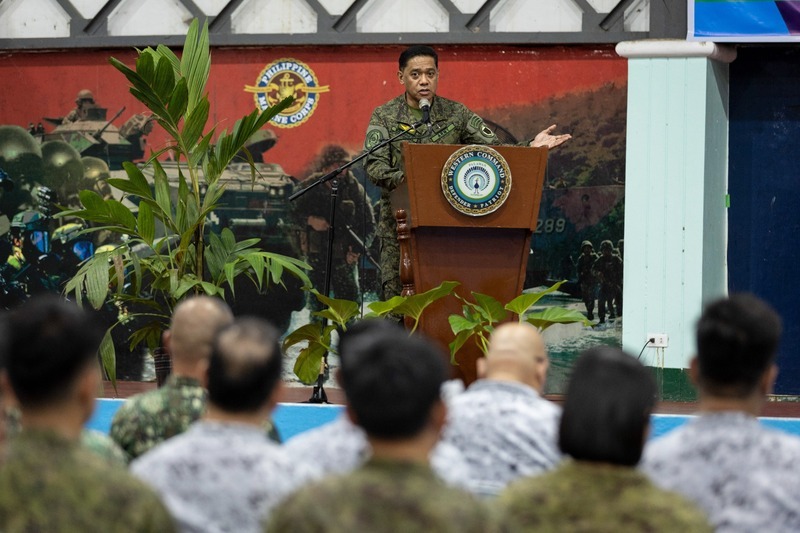 菲律賓軍方籲中國 停止南海「不安全行為」