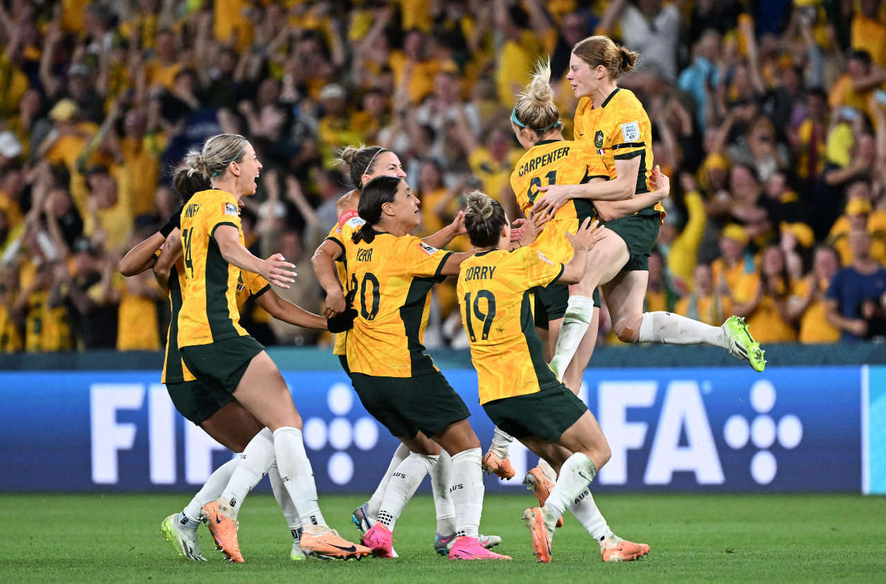 澳洲首次闖入女子世界盃準決賽 主場球迷瘋狂