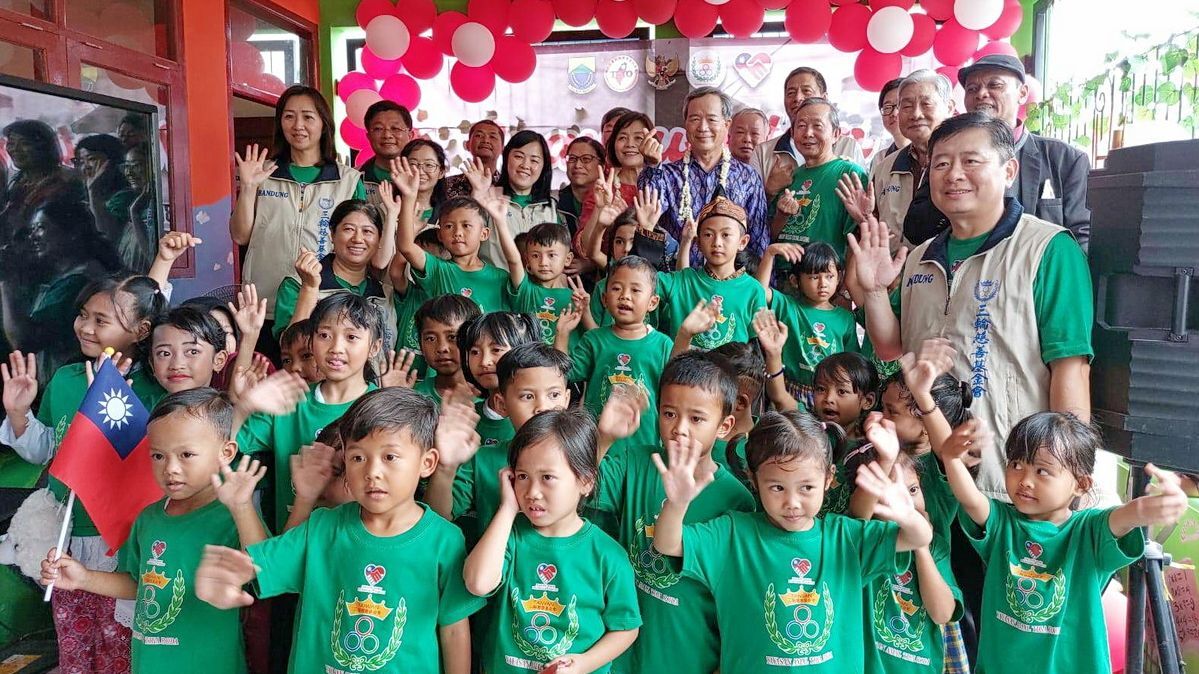 台灣正在幫忙 我助印尼震災重建幼兒園啟用