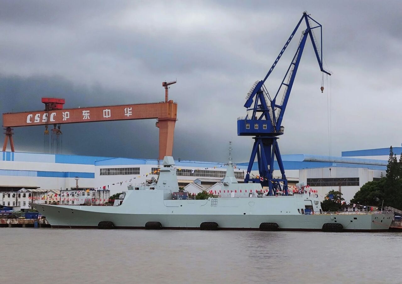 中國首艘054B型飛彈巡防艦將下水