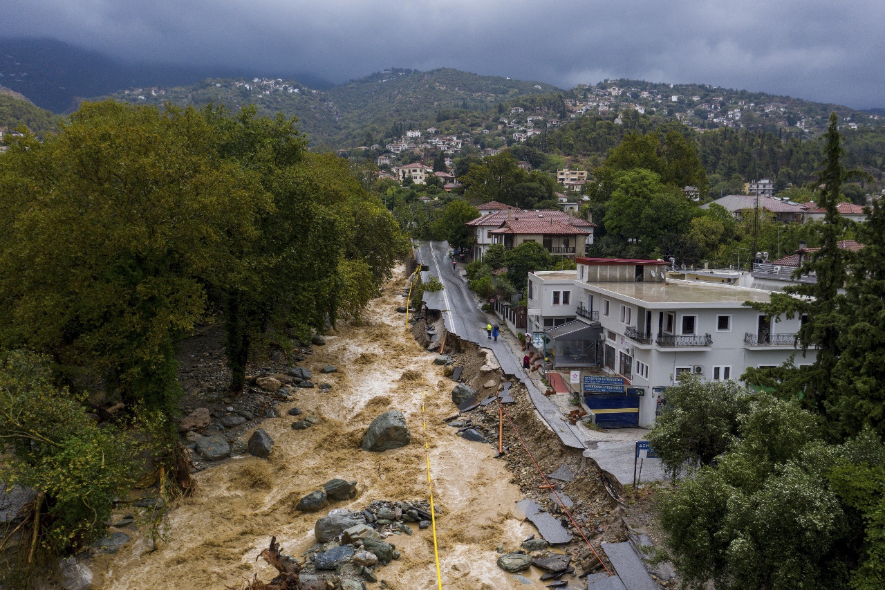 希臘土耳其保加利亞暴洪 至少釀11死