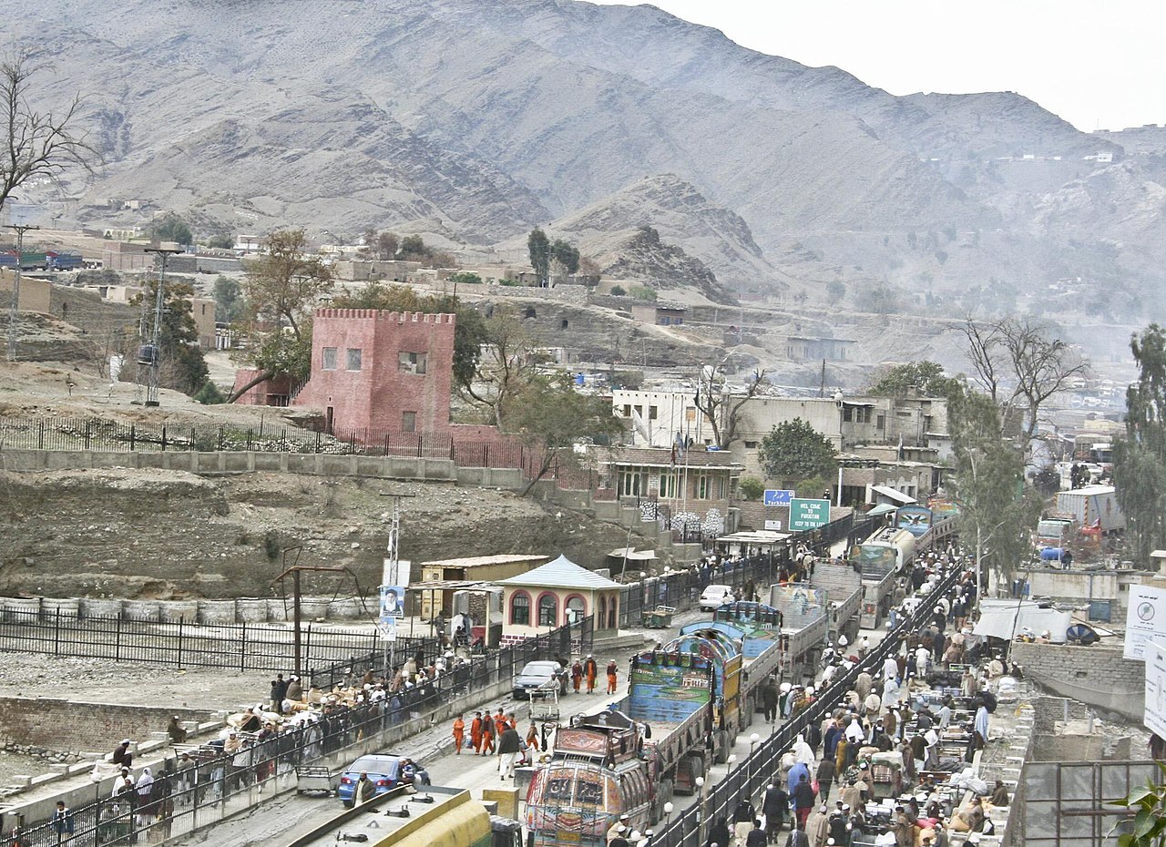 巴基斯坦關閉主要邊境口岸 阿富汗塔利班批評