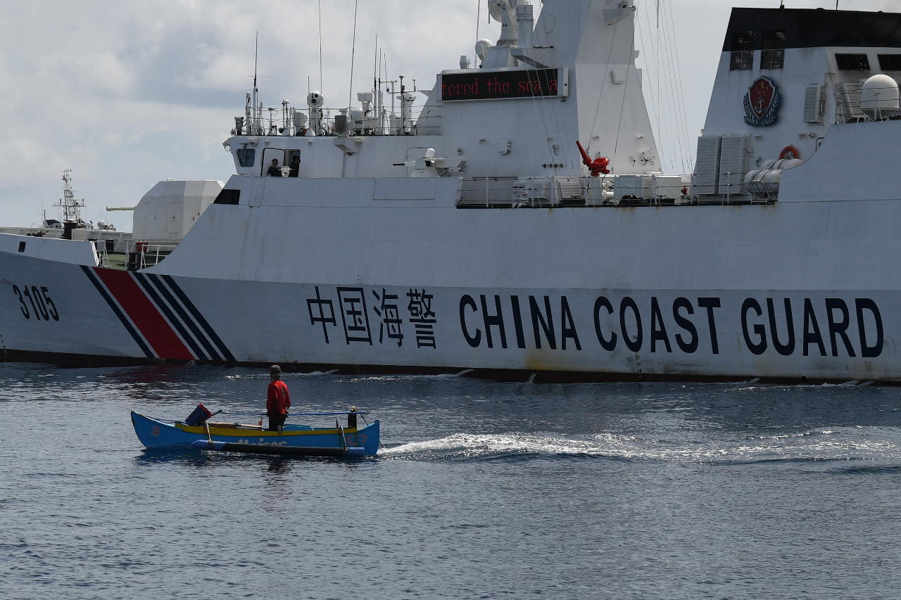 菲漁民南海遭中國海警船驅逐 法新社記者直擊