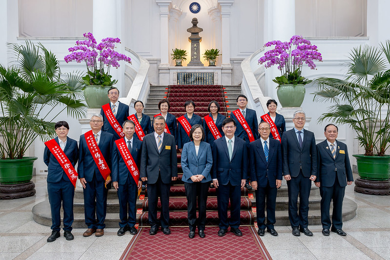 接見十大傑出農業專家 總統：續提升台灣農業韌性及競爭力