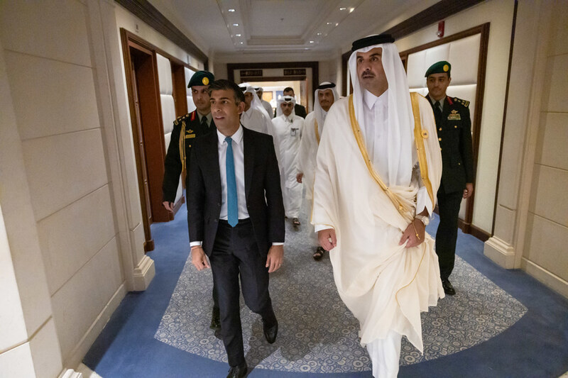 英相與卡達國王於沙烏地會晤 觸及人道救援急迫性