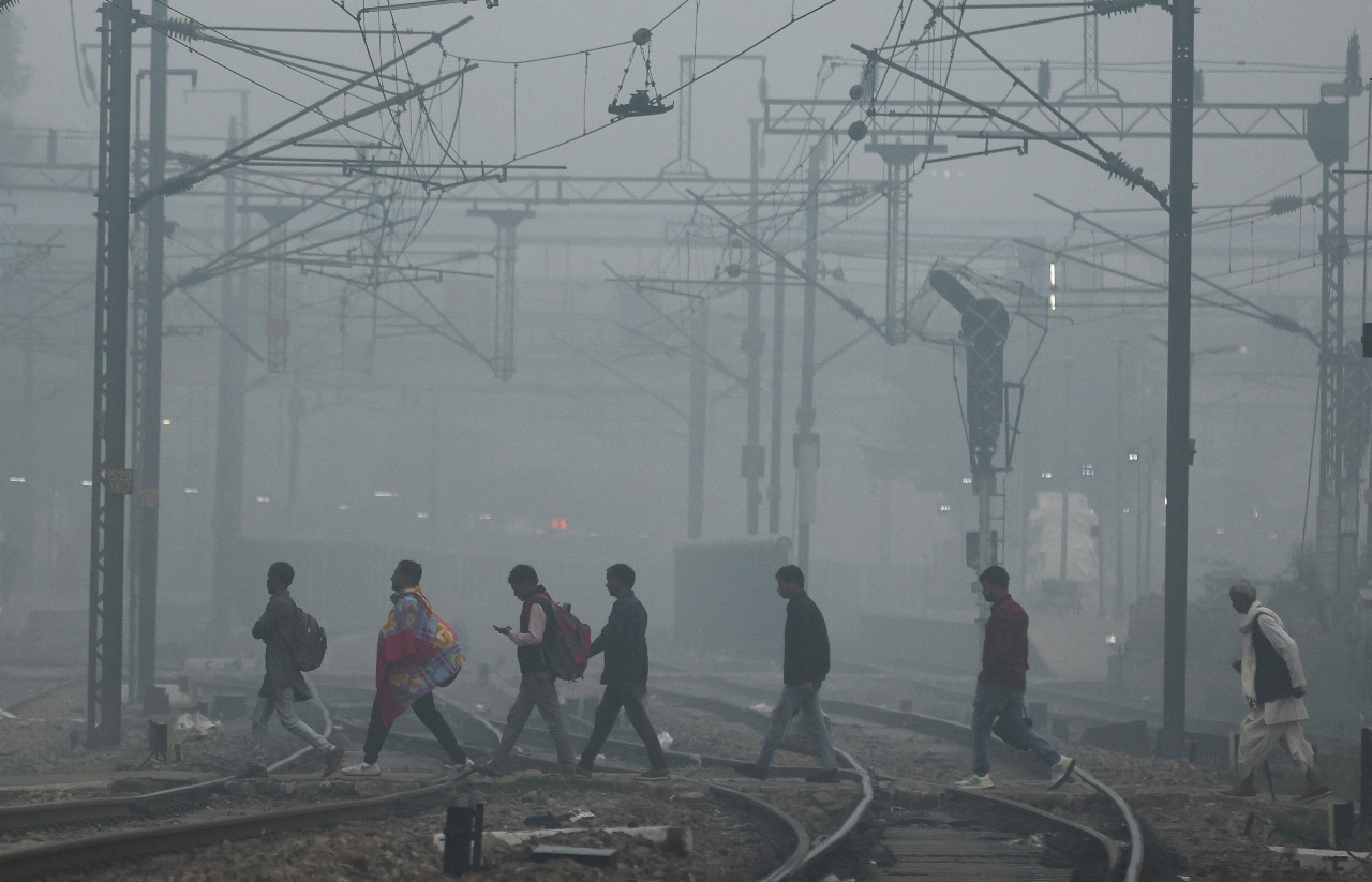 新德里霧霾籠罩 學校停課時間延長1週