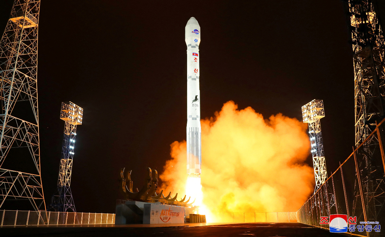 北韓宣稱 成功發射首枚偵察衛星