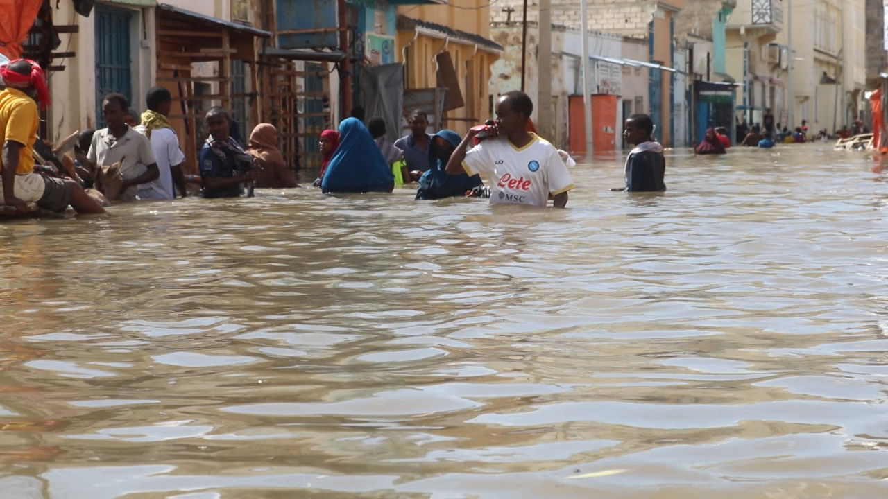 聖嬰現象發威 索馬利亞豪雨成災已近百死