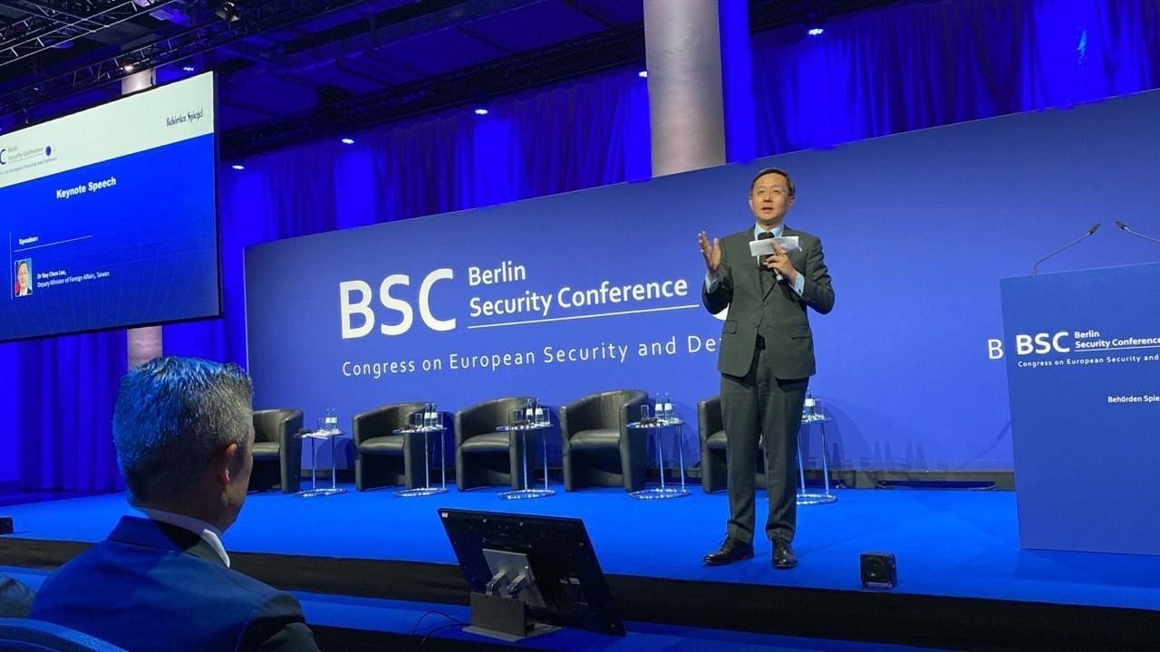 台灣第一人  李淳受邀柏林安全會議發表專題演說